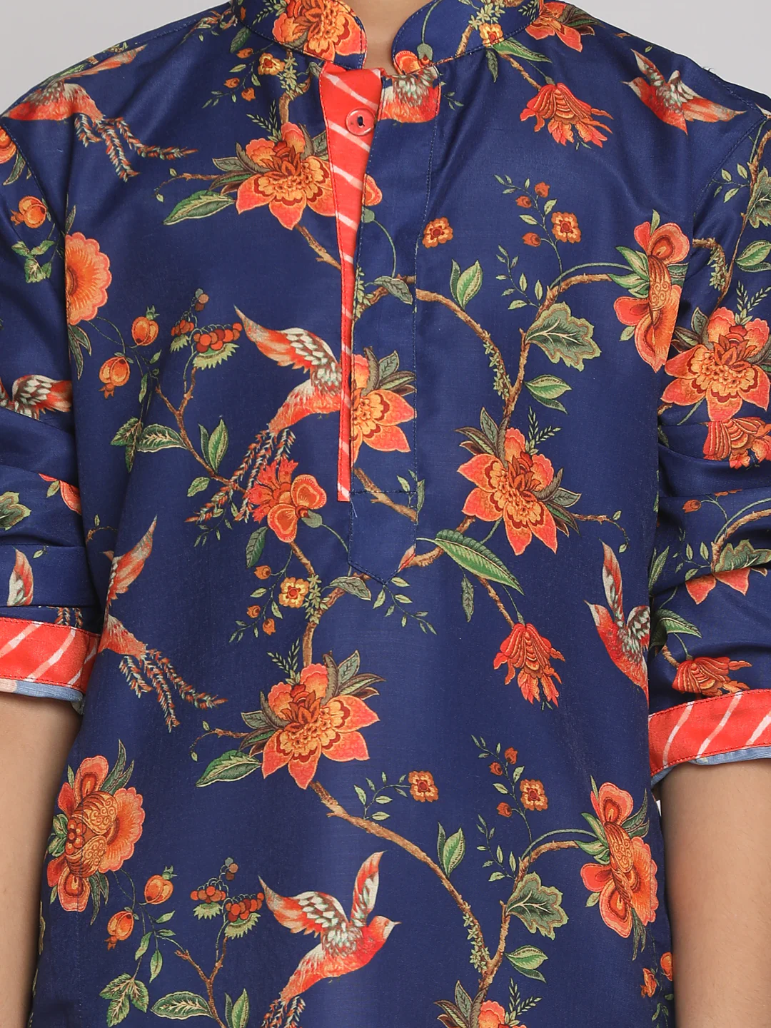 Boy's' Multicolor-Base-Navy Blue Kurta And Pyjama Set With Leheria Border - Image 4