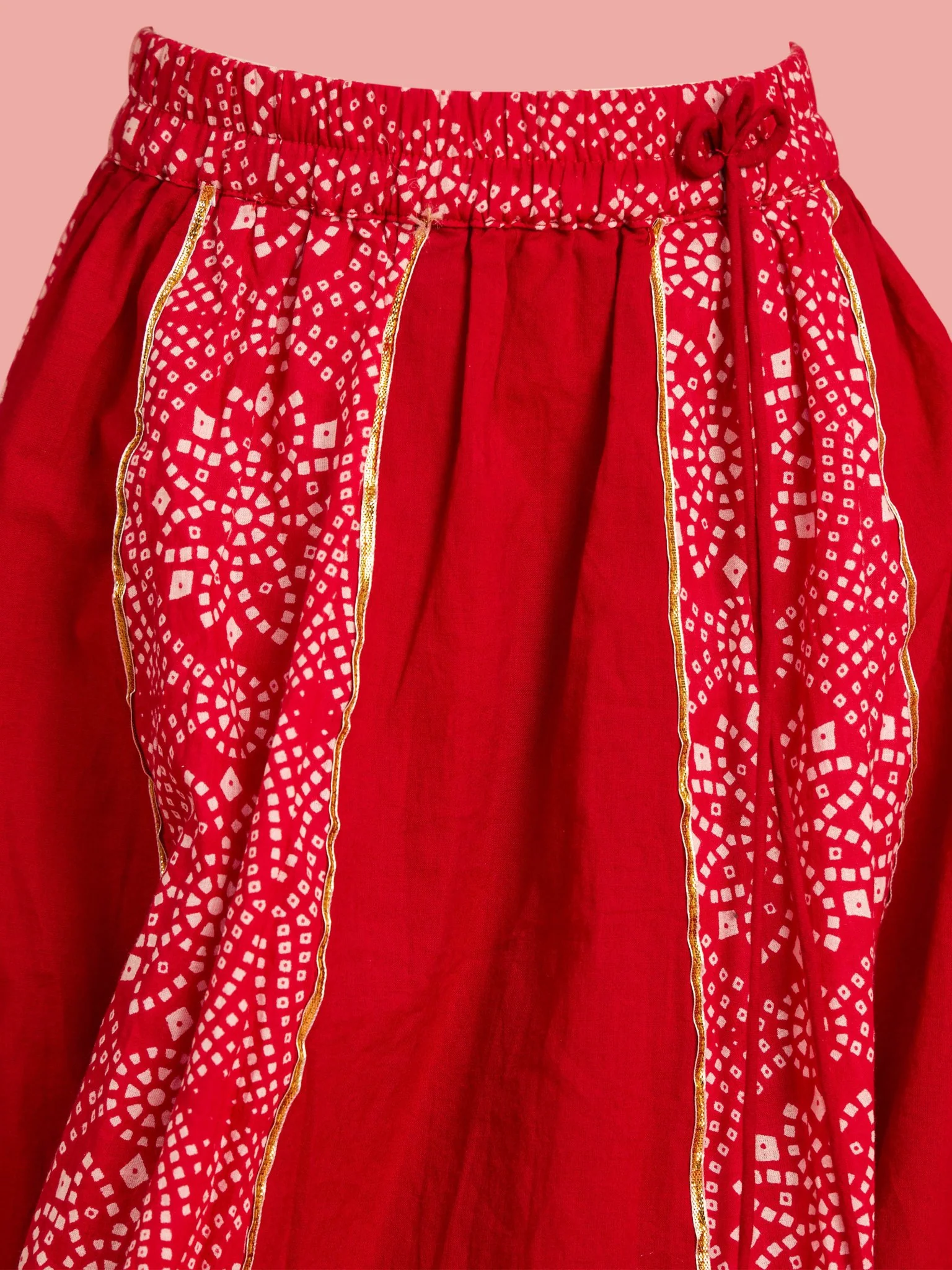 Girls Ethnic Cotton Cambric Red Bandhani Printed Lehenga Choli Set with Organza Dupatta - Image 6
