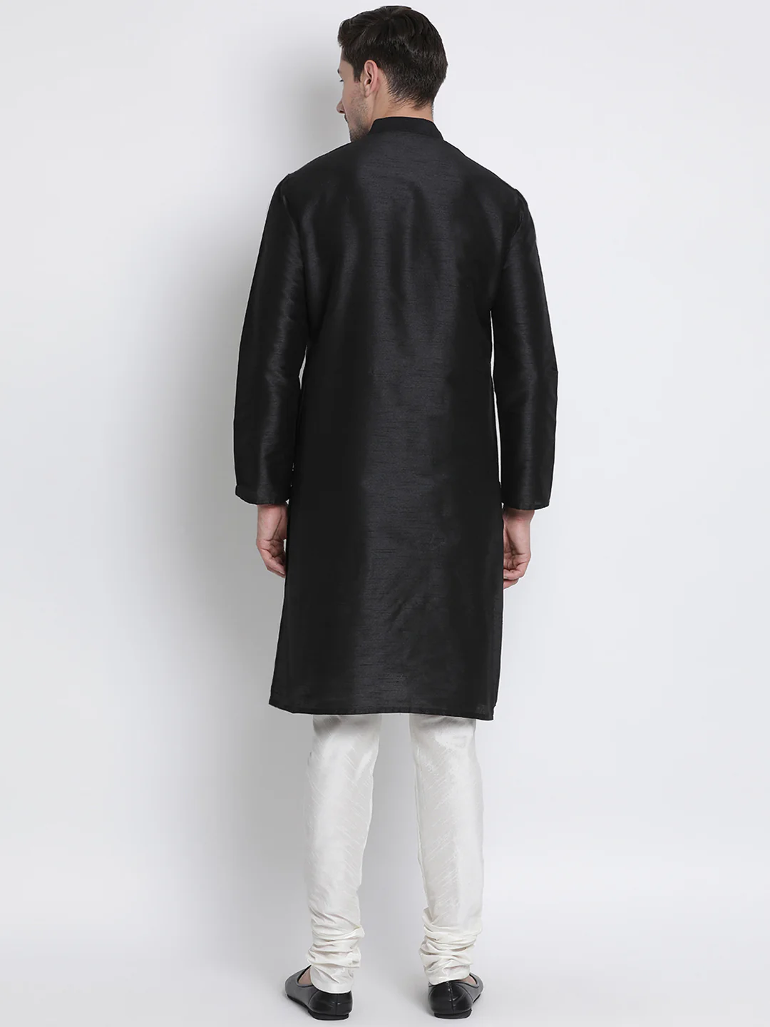Men's Black Cotton Silk Blend Kurta and Pyjama Set - Image 4