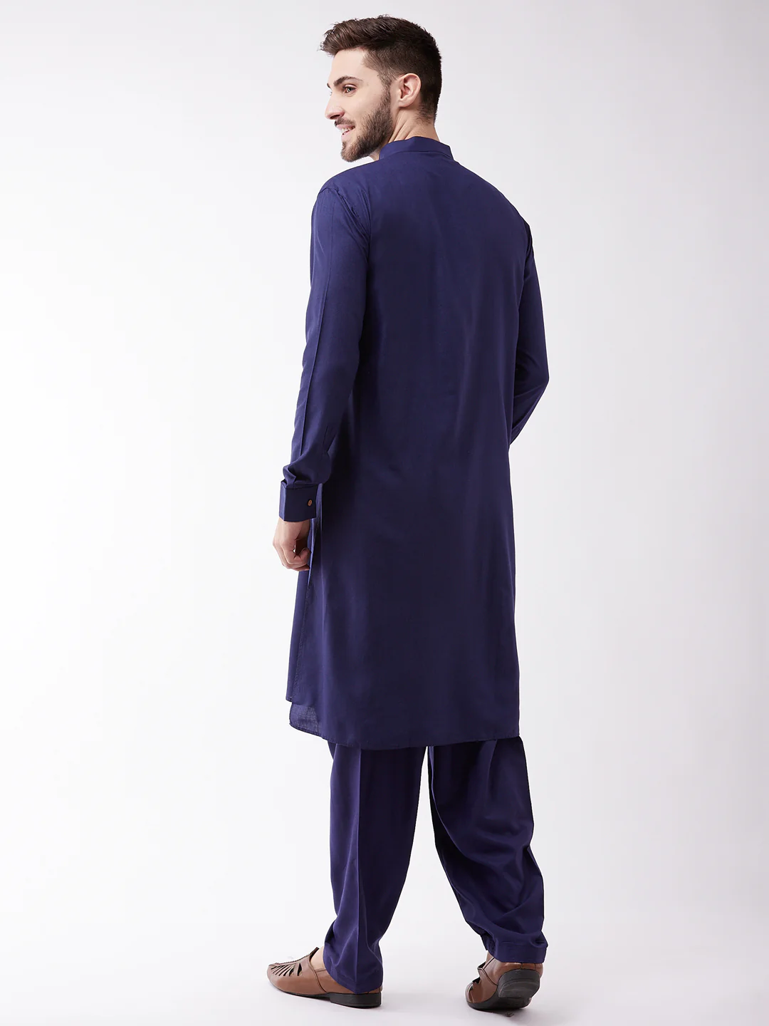 Men's Blue Cotton Blend Kurta and Pyjama Set - Image 3
