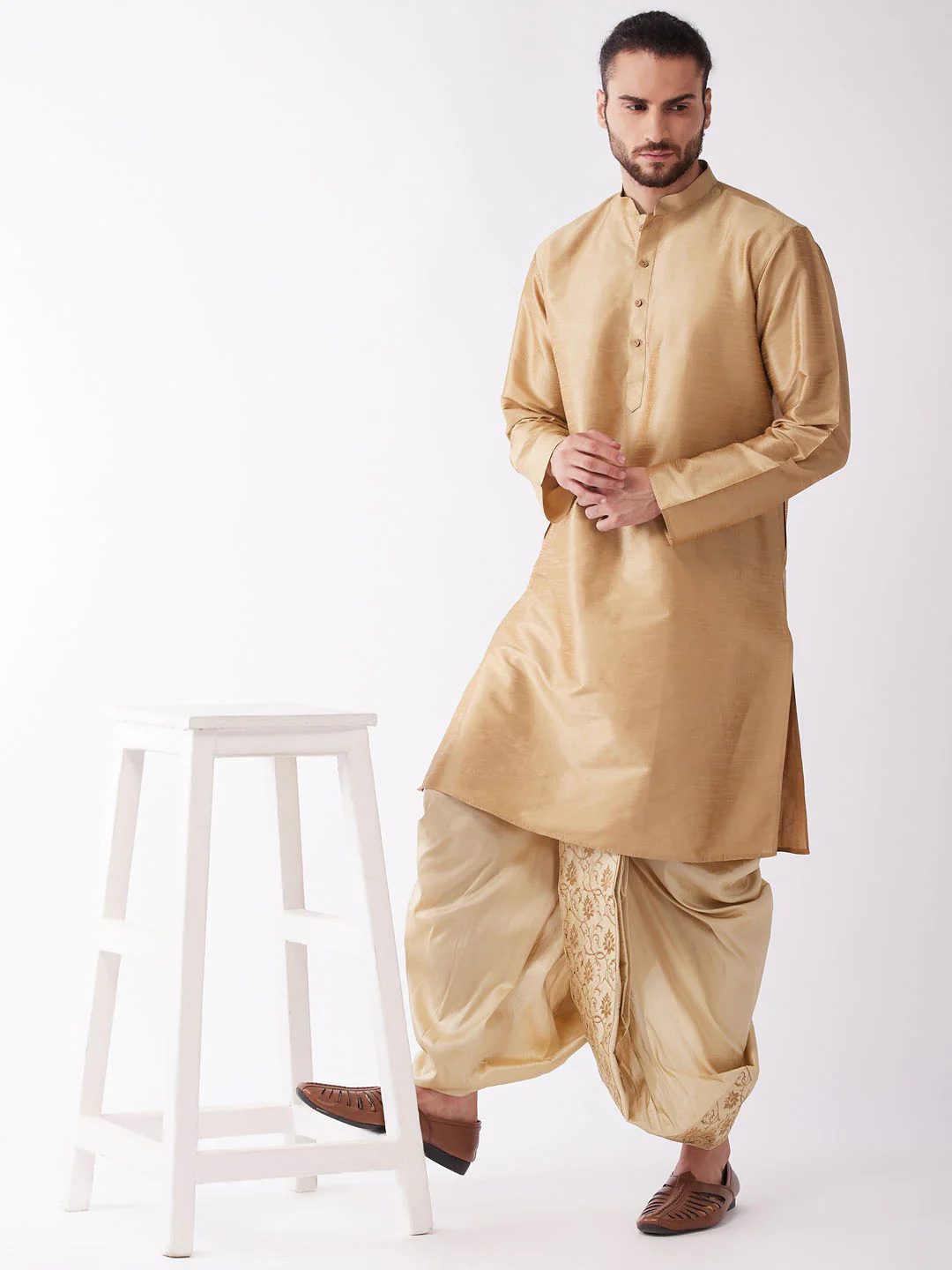 Men's Rose Gold And Gold Silk Blend Kurta And Dhoti Set - Image 6