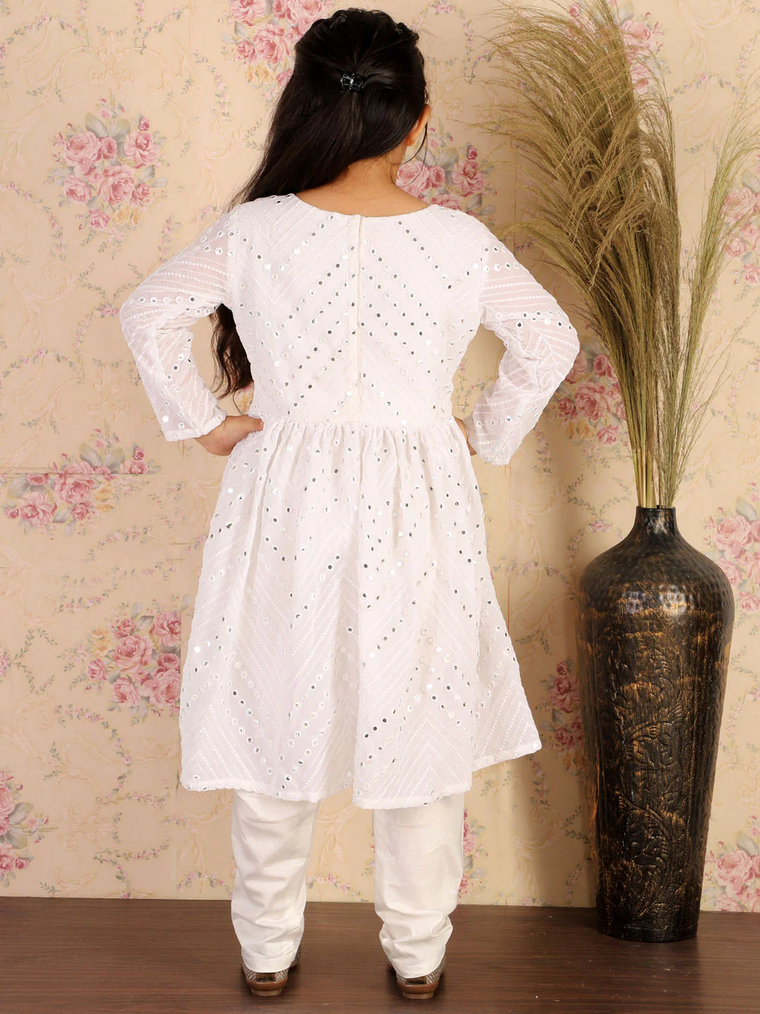 Girl's White Mirror Kurta Pyjama Set - Image 3