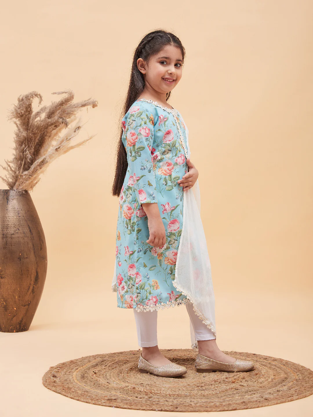 Girl's Aqua Blue Floral Printed Kurta With Leggings And Dupatta Set - Image 7