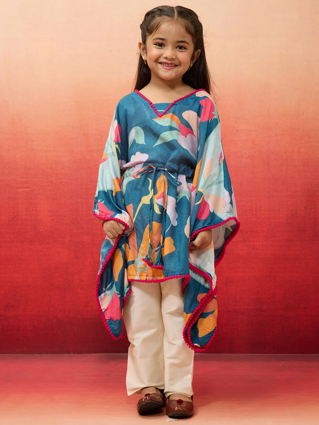 Vastramay Girls' Blue Cotton Kurta with Pyjama Set - Image 3