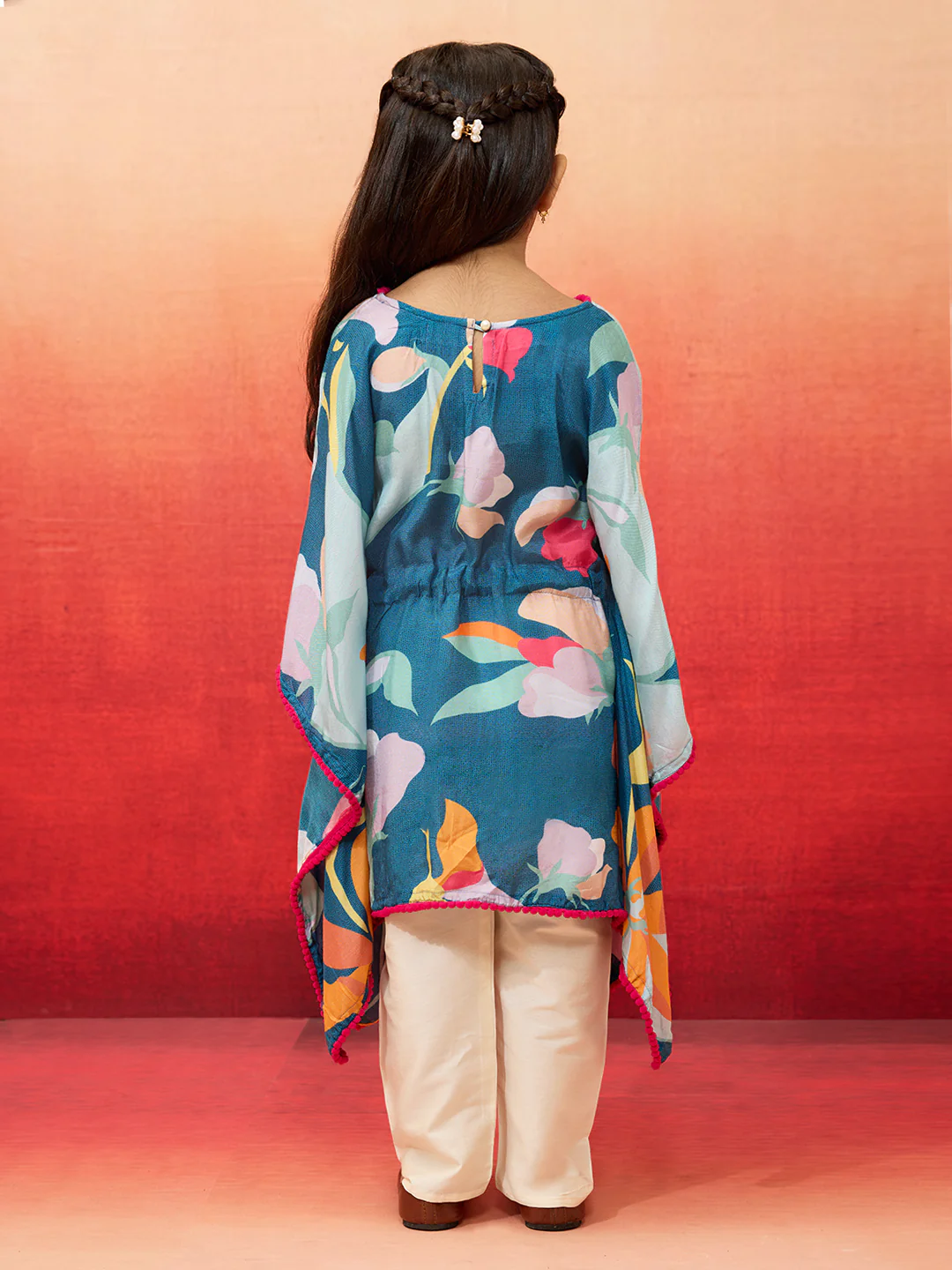 Vastramay Girls' Blue Cotton Kurta with Pyjama Set - Image 6