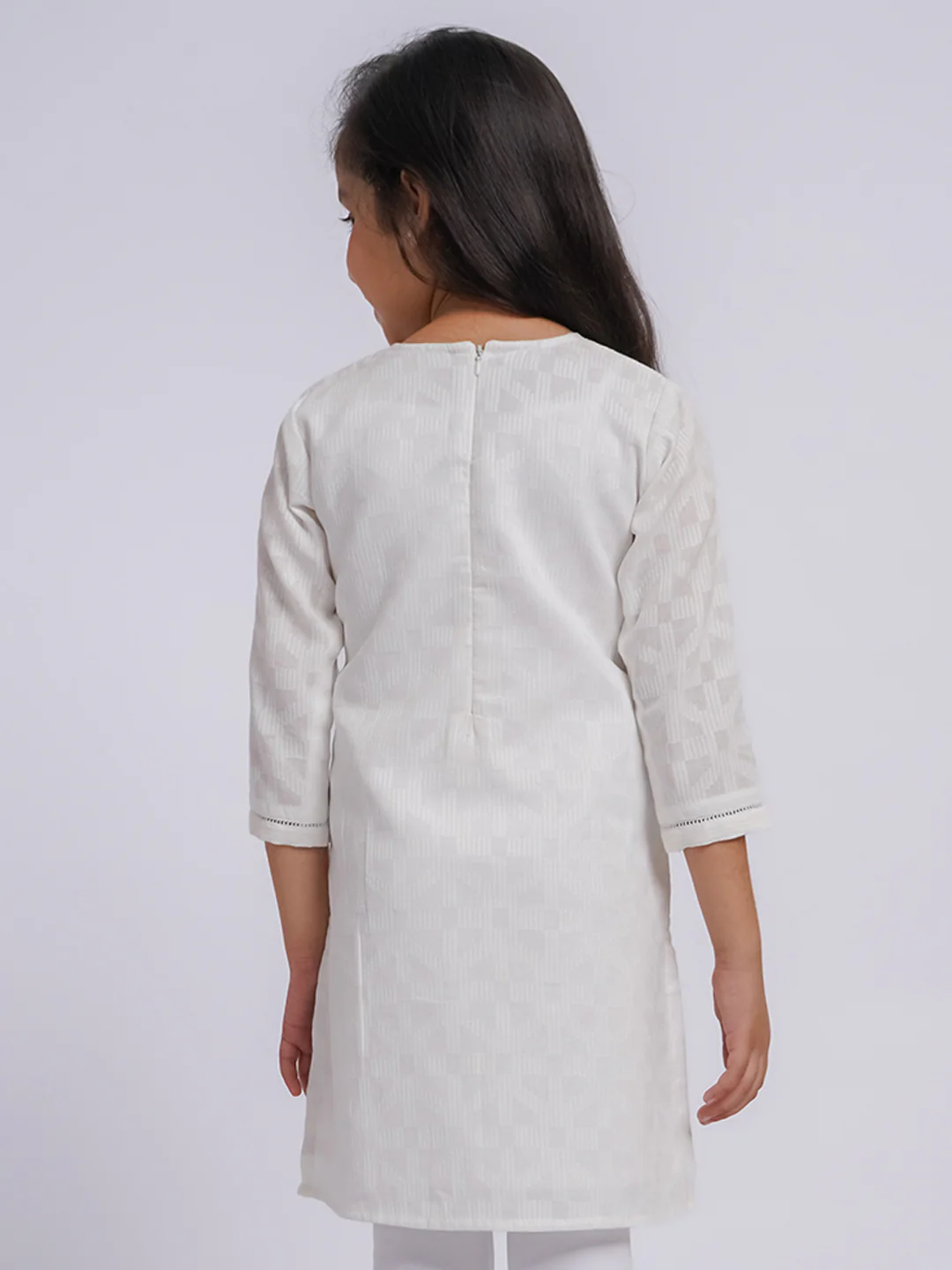Girl's' White Only Kurta - Image 4