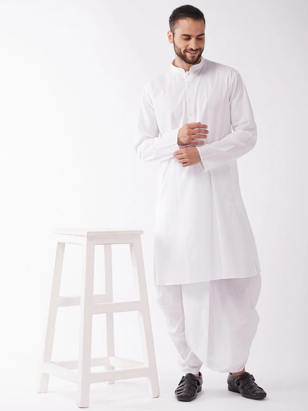 Men's White Cotton Blend Kurta And Dhoti Set - Image 5