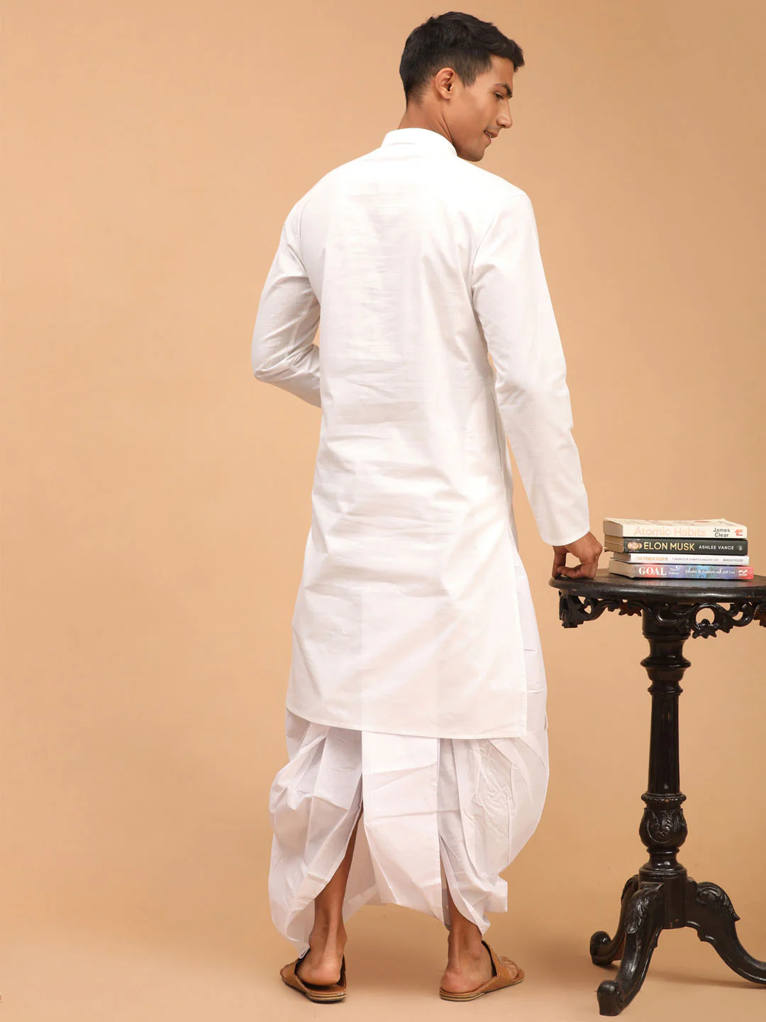 Men's White Cotton Kurta With White Solid Dhoti Set - Image 3