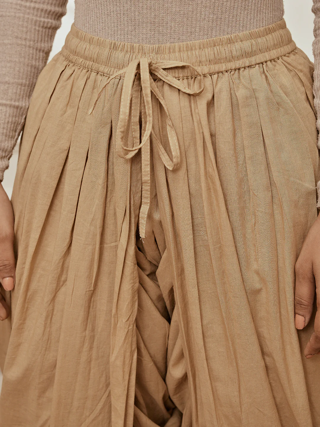 Women's Beige Cambric Cotton Dhoti Yoga Pants - Image 4