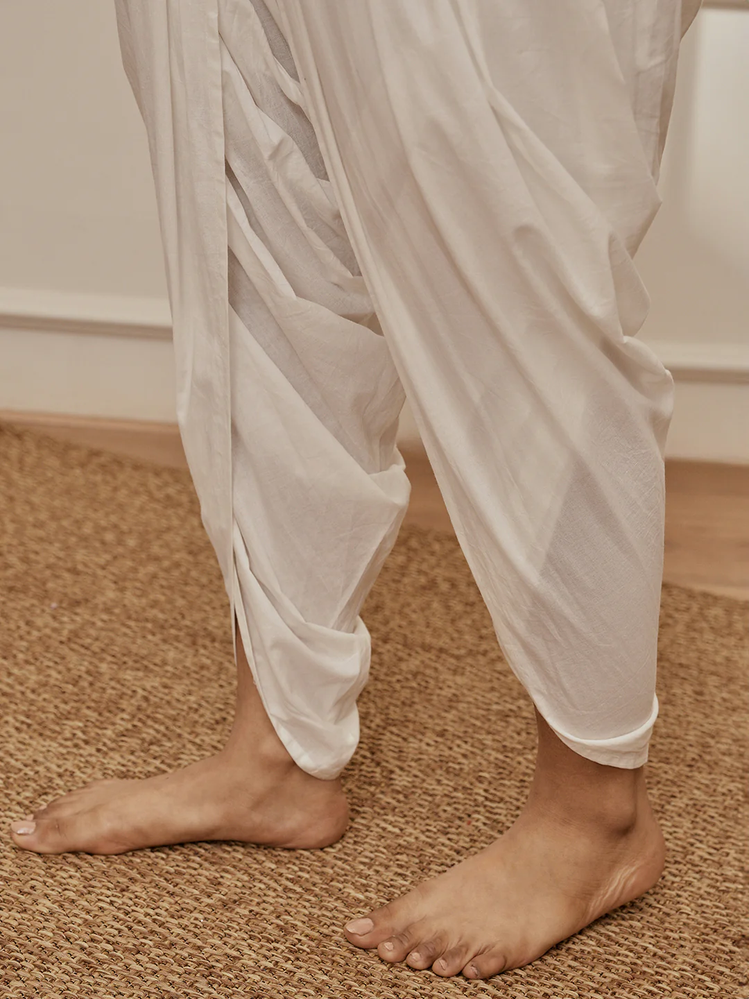Women's White Cambric Cotton Dhoti Yoga Pants - Image 5
