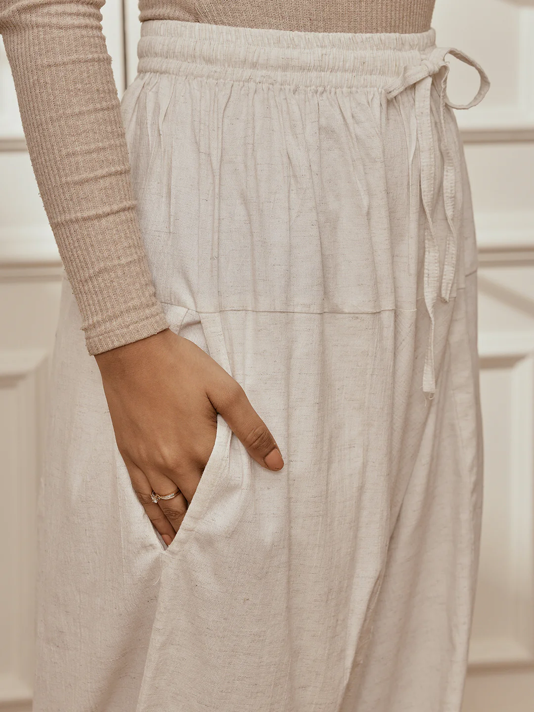 Women's White Cotton Lycra Harem Yoga Pants - Image 4